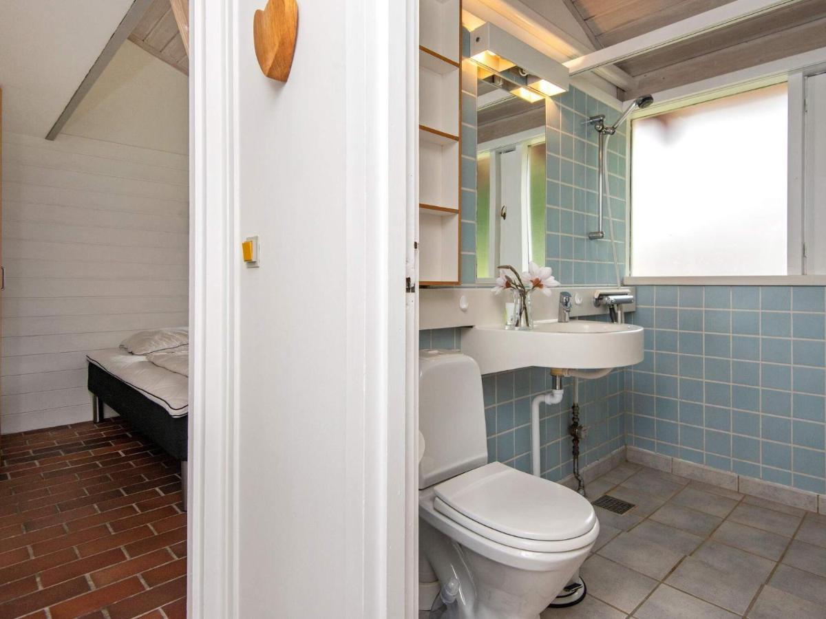 6 Person Holiday Home In Обенро Екстер'єр фото